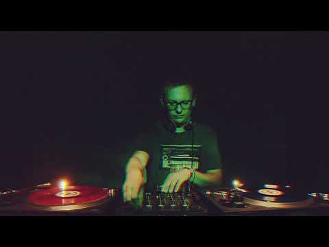 TVR Studio present: Kalman Hard (DJ Set)