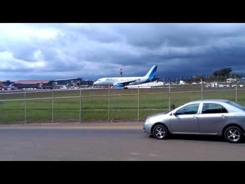 Veca Airlines Airbus A319 take off from Costa Rica
