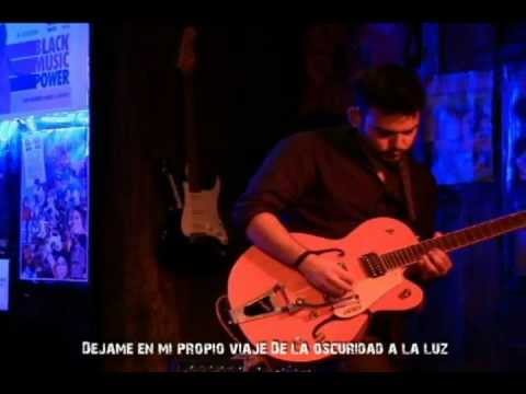 Flea circus - Gravity