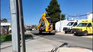 טרקטור פלסטיני מסתובב בתוך חטמ"ר יהודה (חדשות הקול היהודי) - התמונה מוצגת ישירות מתוך אתר האינטרנט יוטיוב. זכויות היוצרים בתמונה שייכות ליוצרה. קישור קרדיט למקור התוכן נמצא בתוך דף הסרטון טרקטור פלסטיני מסתובב בתוך חטמ"ר יהודה (חדשות הקול היהודי) - התמונה מוצגת ישירות מתוך אתר האינטרנט יוטיוב. זכויות היוצרים בתמונה שייכות ליוצרה. קישור קרדיט למקור התוכן נמצא בתוך דף הסרטון