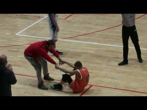 Nikola Jović  (KK Sava) 11 trojki na jednoj utakmici!!!