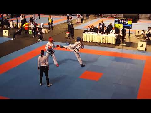 Valeriia Michkovska (UKR) v Kyriaki Paschalidou (GRE) - Female -62kg Sparring Semi Final