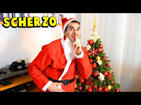 I PRETEND TO BE SANTA CLAUS - PRANK ON REBBY