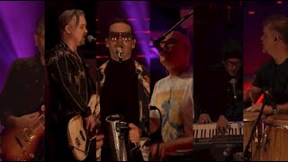 Loco Por Tu Amor Lyrics English Translation