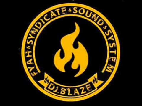 fyah syndicate _ DUBPLATE_  ft  ECOALAIZE  on bad from riddim  ( mungo's hi fi )