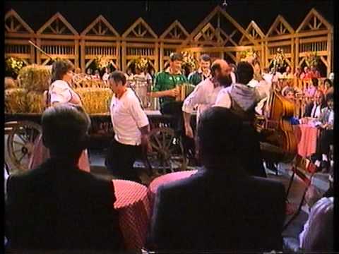 Iten-Grab mit Albert Marty und Sity Domini