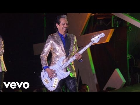 Videoclip de La Puerta Negra (En Vivo) — Los Tigres del Norte
