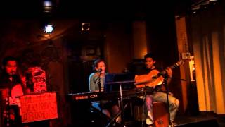 Corine Garcia & The Meow Meow Meows - Si yo fuera el (Los Cardenales cover) - Live at Jitterz