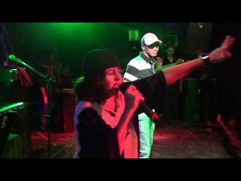 YURI BH E MC BOCÃO NO BAR BRASIL-ORAÇÃO E MINHA VÓ-EMOCIONANTE-DIA 06/09/2011