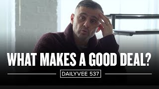 How to Advertise a Small Business | DailyVee 537