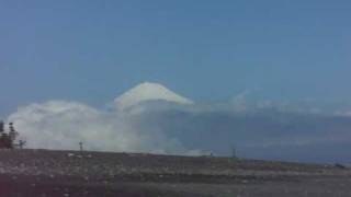 preview picture of video 'Mt.Fuji from Mihono-Matsubara'