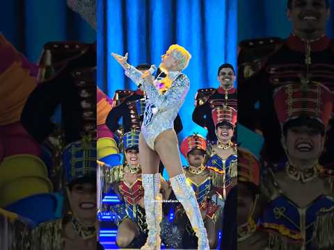 Xuxa - O Xou da Xuxa Começou (Ao Vivo em São Paulo: O Último Voo da Nave) #xuxa #oultimovoodanave
