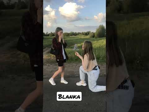 jeśli twoja BFF ma tak na imię to zrób sobie z nią takie zdjęcie...