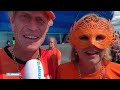 Fans gigantisch blij na de winst Oranjevrouwen: 'Dit was erg lang billenknijpen' - RTL NIEUWS
