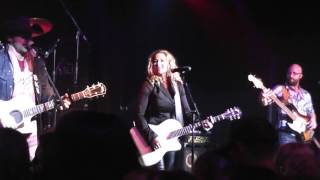 Just what I do - trick pony