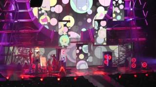 The Femme Fatale Tour: Britney Spears - Big Fat Bass &amp; How I Roll