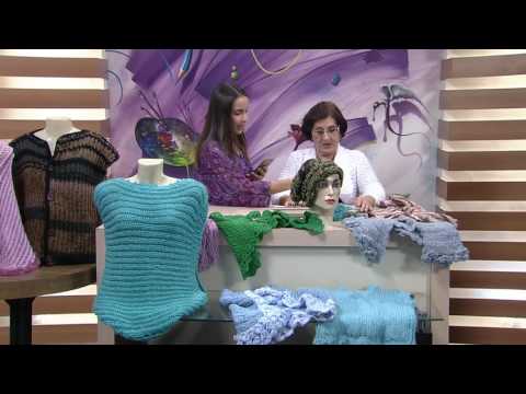 Ribbed Poncho by Ana Maria Sousa - 10/06/2017 - Mulher.com - P2/2