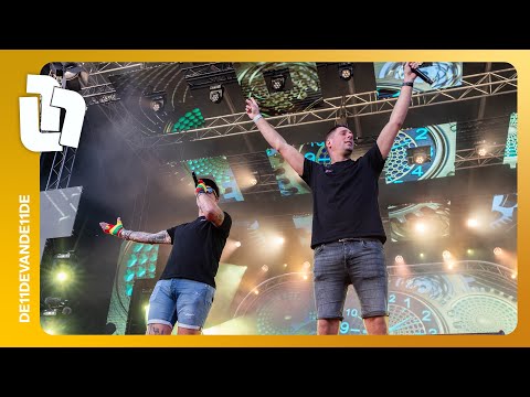 Non-stop party met de Shakin DJ's op de11devande11de 2025