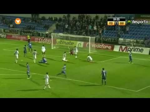 Liga (29ªJ): Resumo Feirense 1-3 V. Guimarães