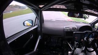 preview picture of video 'Dave Newsham Testing the Speedworks Toyota Avensis at Portimao in Portugal'