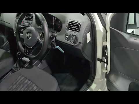 Volkswagen Polo 1.0 TRENDLINE 60BHP 5 SPEED MANUAL - Image 2