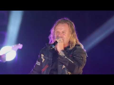 KABÁT - Moderní děvče