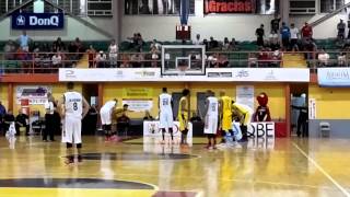 preview picture of video 'BSN Maratonistas de Coamo vs Capitanes de Arecibo 29 de marzo 2015'