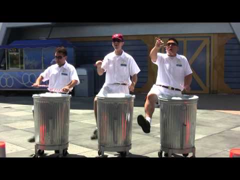 Trash Can Trio - Disneyland Garbage Can musical performers 1080p HD - 2010