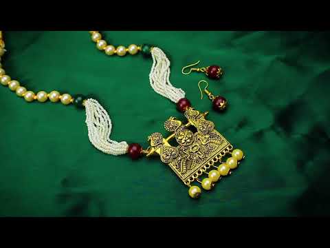 Alloy golden party wear pearl necklace for women