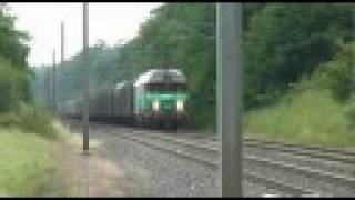 preview picture of video '2007-06 : 72069 avec un train de bâchés'