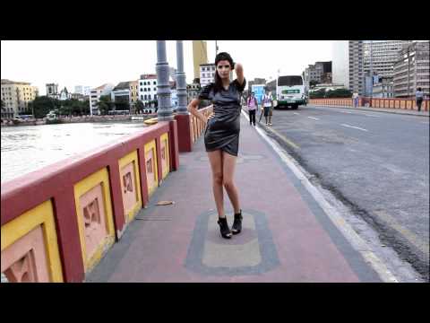 Josephine Blue | Abertura do desfile Mode