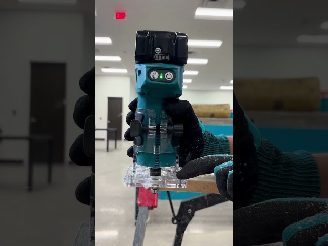 Vídeo relacionado con Makita DRT52Z 18V Li-ion LXT Router/recortadora sin escobillas, baterías y cargador no incluidos
