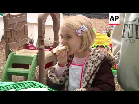 download lagu mp3 mp4 King Cake Rules, download lagu King Cake Rules gratis, unduh video klip King Cake Rules