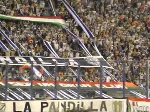 "La hinchada de Vélez ante Olimpo" Barra: La Pandilla de Liniers • Club: Vélez Sarsfield