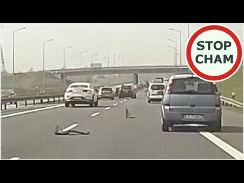 Kolizja 5-ciu aut na autostradzie A4  - zachowaj odstęp #1055 Wasze Filmy