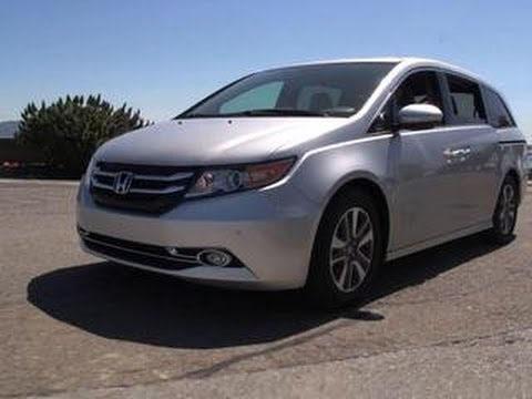 Car Tech - 2014 Honda Odyssey Touring Elite