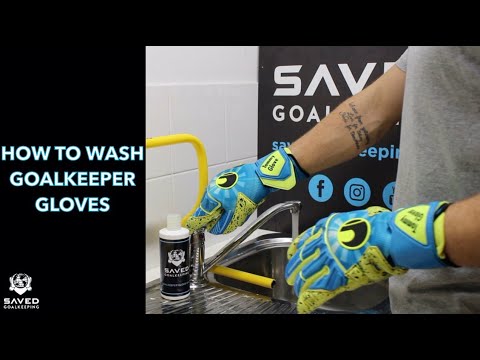 HOW TO WASH GOALKEEPER GLOVES