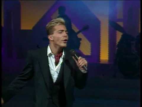 Mujer especial - Crhistian Castro.mpg