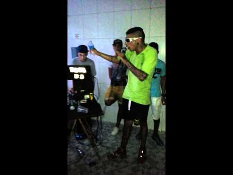 MC ERICKINHO ZN - AQUECE DAS ZAMIGAAAASS DU MEL