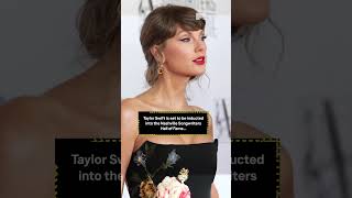 Taylor Swift Being The Youngest Writer To Be Inducted Into The Nashville Songwriters Hall Of Fame