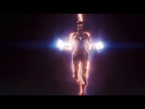 Captain Marvel Destroys Spaceship