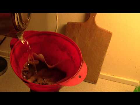 MongoTV_775 - Mongo Games - John Brygger Aftenkaffe Og Viser Online Spil Entropia Universe