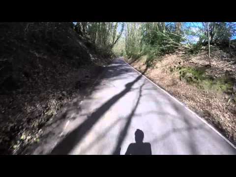 Idiot driver on Coldharbour Lane Dorking