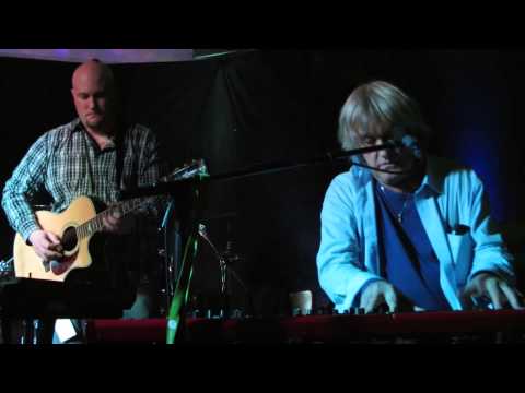 Hanery Amman, Tom Lee & Kusi Jaun - Chasch mers gloube