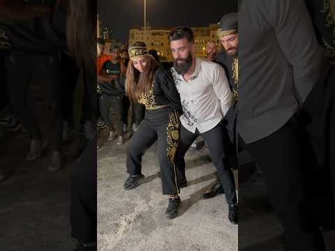 تحدي ضربة لكتاف بالدبكة 😅 من قوة الضربة راح كتف البنتEmperor Tamer Akil