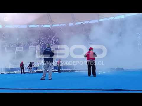 "El espectacular recibimiento de los hinchas de Deportes Concepción ante General Velásquez" Barra: Los Lilas • Club: Club Deportes Concepción • País: Chile