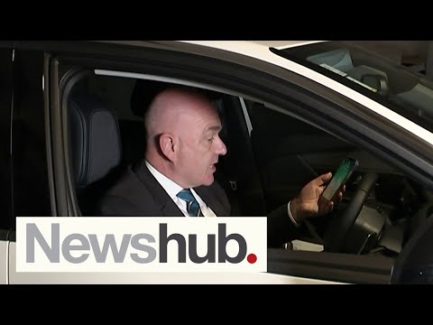 Hung up on your device? Road cameras capture 50,000 drivers on their phones in two months | Newshub