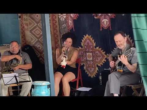 Shaye Cohn with her Dad, Joe Cohn and Zaid Nasser playing modern jazz.