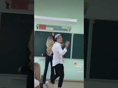 Ой детка между нами. Забудь его забудь шатунов текст. Мэвл ой детка между нами. Слова песни детка детка. Песня детка забудь меня по братски.