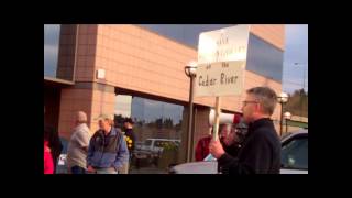 preview picture of video 'Save Cedar River Library Rally at Renton City Hall'